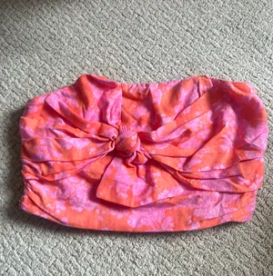 Boutique Top Size L thumbnail 1