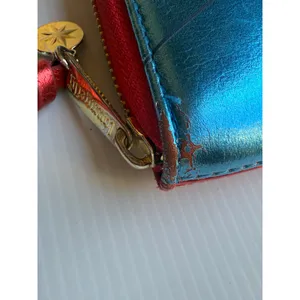 Loungefly x Marvel Purse Wallet Captain Marvel Metallic Logo Zip Around thumbnail 6