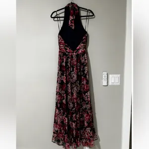 Petal & Pup LENNON HALTERNECK MAXI DRESS FLORAL Tiered Size S thumbnail 4