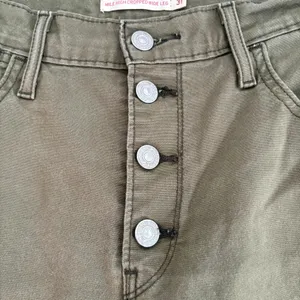 Levis Mile High Cropped Wide Leg Pants Olive Green Button‎ Fly Womens 31 thumbnail 6