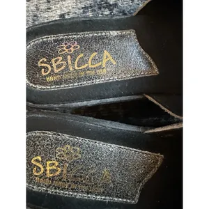 SBICCA Wedge Sandals Metallic Silver Gray/Black Sole Women's 8M Handmade In USA thumbnail 5