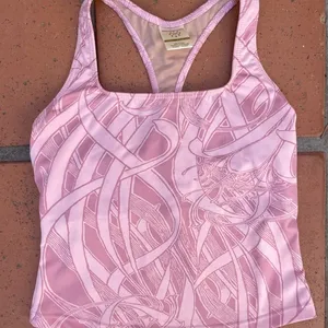Vintage cropped workout top thumbnail 1