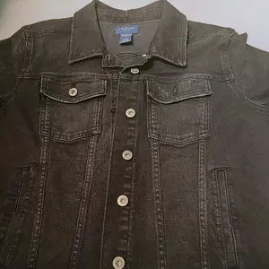 ARIZONA Women’s Black Distressed Button-up Denim Jean Jacket thumbnail 3