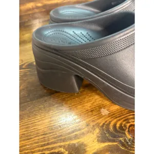Crocs black heeled clogs size 11 thumbnail 4