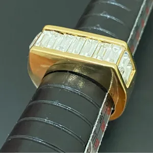 Vintage 18KGE Gold Electroplated Pave Baguette Clear Stones Flat Top Unisex Ring thumbnail 11