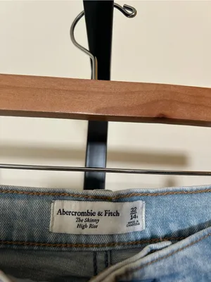 Abercrombie & Fitch Skinny High Rise Jeans Distressed Light Wash Size‎ 32 / 14 thumbnail 5
