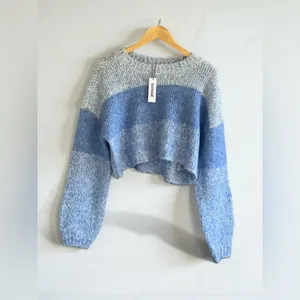 Garage blue and white cropped sweater thumbnail 2