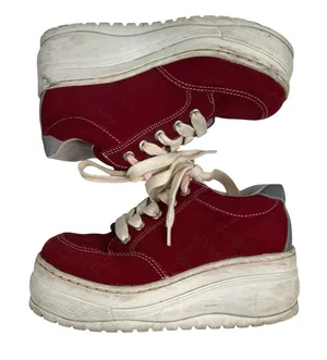 Y2K Candie’s 6 Red Platform Chunky Heel Sneakers Shoes Suede Grunge Punk‎ Retro thumbnail 1