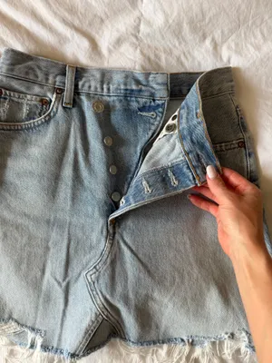 AGOLDE High-Rise Jean Skirt Denim Distressed Fray Hem Mini thumbnail 3