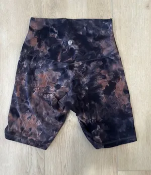 Lululemon Biker Shorts 6" Align High-Rise tie-dye thumbnail 1