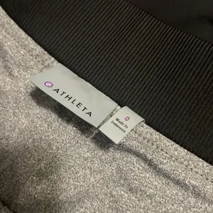 Athleta Lined Athletic Pants Black‎ Straight Leg Drawstring Waist Womens Size 0 thumbnail 2