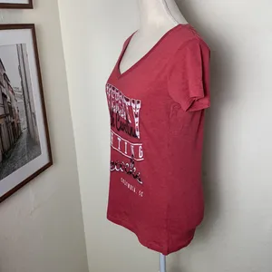 University of South Carolina Fighting Gamecocks V-Neck Tee Size XL (Runs Small) thumbnail 2