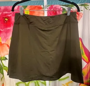 X15. Ekouaer khaki green skirt with built in shorts Size L thumbnail 1