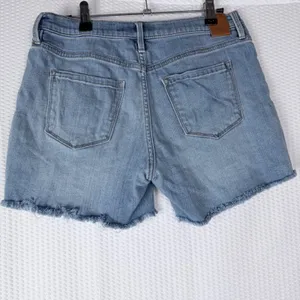 Tommy Hilfiger Jeans‎ Women's Denim Shorts Size 4 Embroidered Floral Frayed Hem thumbnail 2