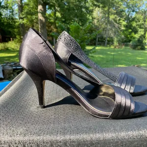 ✨🖤 Lady Couture Size 39 / 8.5 Black Satin D’Orsay “Sharp” Rhinestone Crystal Heels 🖤✨ thumbnail 15