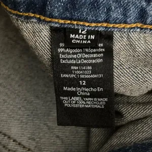 Frye Barrel Jean Medium Wash Floral Laser Etched Wide Leg Denim Pants 12 NEW thumbnail 5