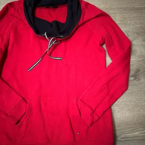 •TOMMY HILFIGER• COWL NECK SWEATSHIRT thumbnail 3