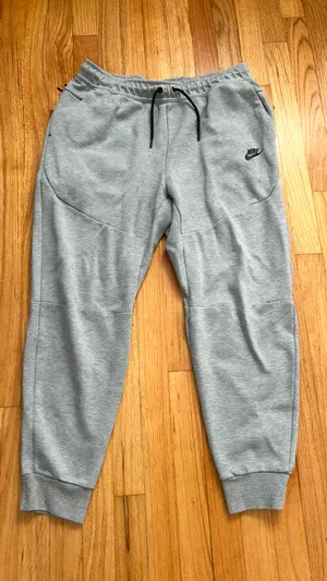 Nike Sweatpants thumbnail 1
