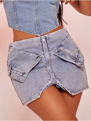 NWT PrettyLittleThing Petite Light Blue Wash Mini Pocket Front Denim Skirt Sz 2P thumbnail 2
