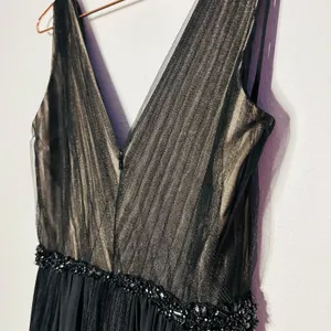 Badgley Mischka Black pleated Tulle Chiffon V-neck Gown size 2 thumbnail 11