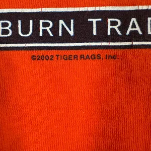 Vintage Auburn‎ Tigers T-shirt Russell Athletic Orange Medium SS Tiger Walk Tee thumbnail 6