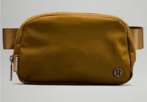 🤍Lululemon Everywhere Belt Bag-Burnt Caramel thumbnail 1