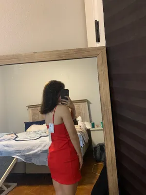 Red Dress thumbnail 2
