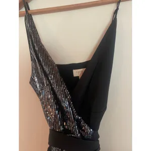 Revolve CAMILA COELHO Paulette Satin Mini Wrap Dress Sequins PARTY COCKTAIL XS thumbnail 5