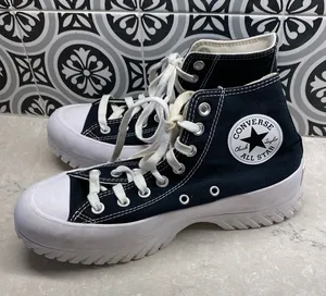 Converse Chuck Taylor Lugged 2.0 8.5 W High-Top Black Sneakers GUC thumbnail 1