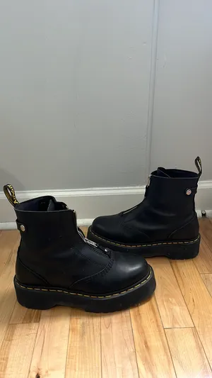 Doc Marten Jetta Boots thumbnail 7