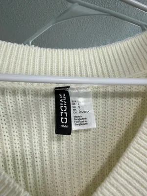 Divided H&M sweater vest  thumbnail 2