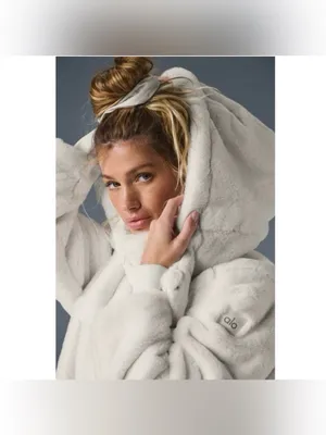 Alo Yoga Foxy Faux Fur Jacket Ivory White With Removable Hoodie Size Small thumbnail 3