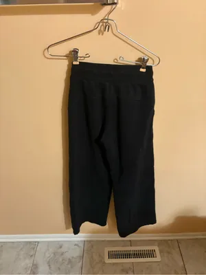 Lululemon Scuba Mid-Rise Wide-Leg Full-Length Pants in Black thumbnail 5