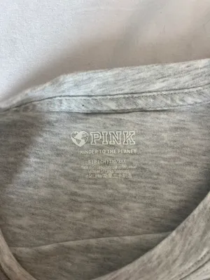 PINK Victoria’s Secret Long-sleeve Tee thumbnail 4