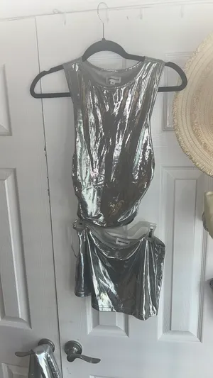 Superdown Revolve sliver metallic set thumbnail 4