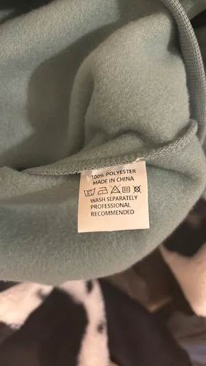 Amazon Women’s Para Crewneck thumbnail 5