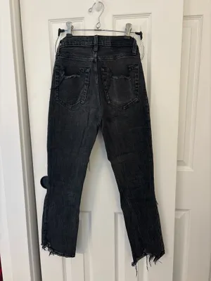 Abercrombie Ultra High-Rise Straight Ankle Jeans thumbnail 6