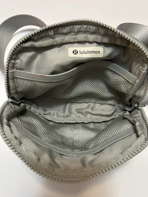lululemon athletica Light Gray Belt Bag thumbnail 5