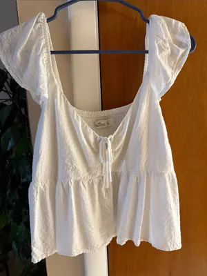 Hollister White Ruffle Strap Tie-Front Peplum Camisole thumbnail 1