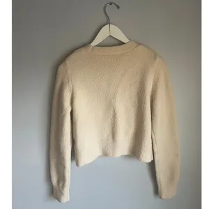 Cottagecore Cream Boucle Cardigan Floral Embroidered Toggle Cropped‎ Sweater M thumbnail 2