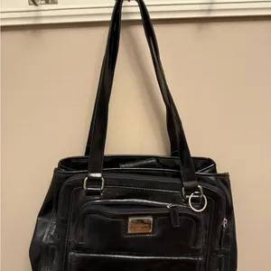 Liz Claiborne Black Shoulder Bag thumbnail 1