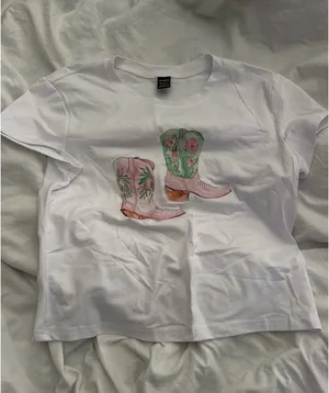 Shein White Baby Tee cowboy boot top  thumbnail 1