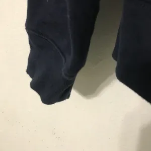 Sweater Size M thumbnail 3