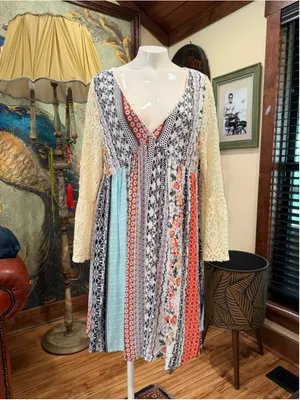 Kori America Patchwork Boho Dress Lace Sleeve Floral Mix Print V-Neck Sz L S7003 thumbnail 3