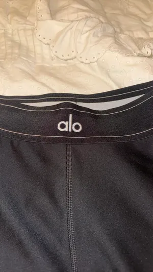 Alo Yoga Airlift High-Waisted Suit-Up Leggings thumbnail 5