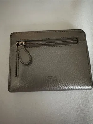 Compact Pebbled Leather Bifold Wallet in Silver thumbnail 7