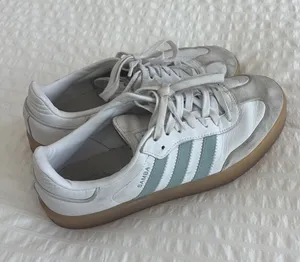 Adidas Sambas Shoes Size 9 1/2 thumbnail 1