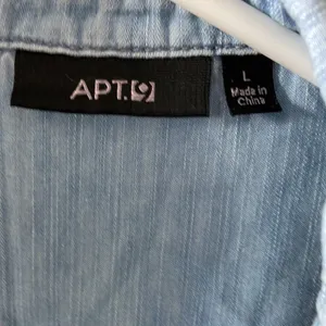 Apt 9 light denim button down long sleeve shirt size large thumbnail 2
