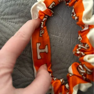 Vintage University of Tennessee Volunteers Scrunchie thumbnail 2