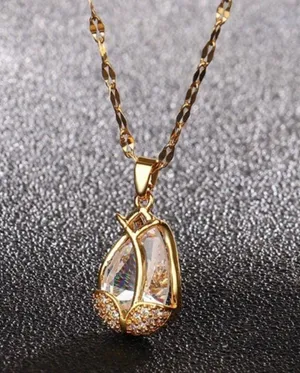 18K Gold Plated Crystal Flower Pendant Necklace for Women thumbnail 1